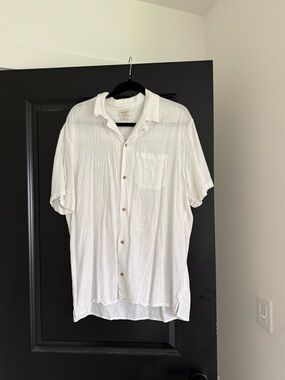 Alcott Men's White Short-Sleeve Button-Down Shirt linen blend